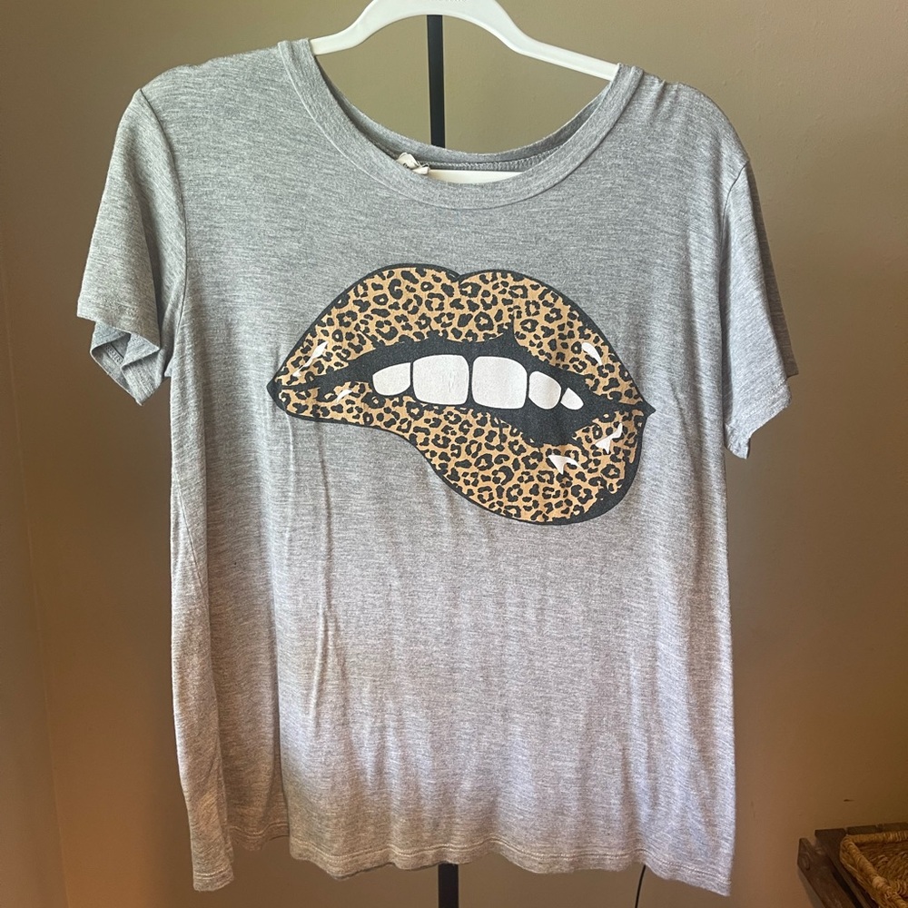 Leopard Lip Tee